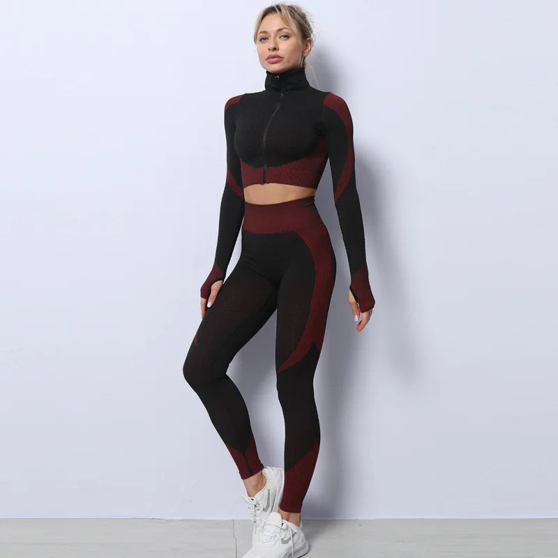 Ensemble survêtement femme 3 pièces avec legging taille haute et veste zippée | Ensemble athleisure élégant avec haut court, legging et veste zippée | Ensemble legging taille haute et haut court pour femmes actives | Survêtement 3 pièces confortable et respirant pour l'entraînement | Ensemble survêtement femme polyvalent pour la salle de sport et le quotidien | Tenue tendance avec veste zippée et legging pour femmes | Ensemble activewear 3 pièces élégant avec legging taille haute | Ensemble athleisure flatt
