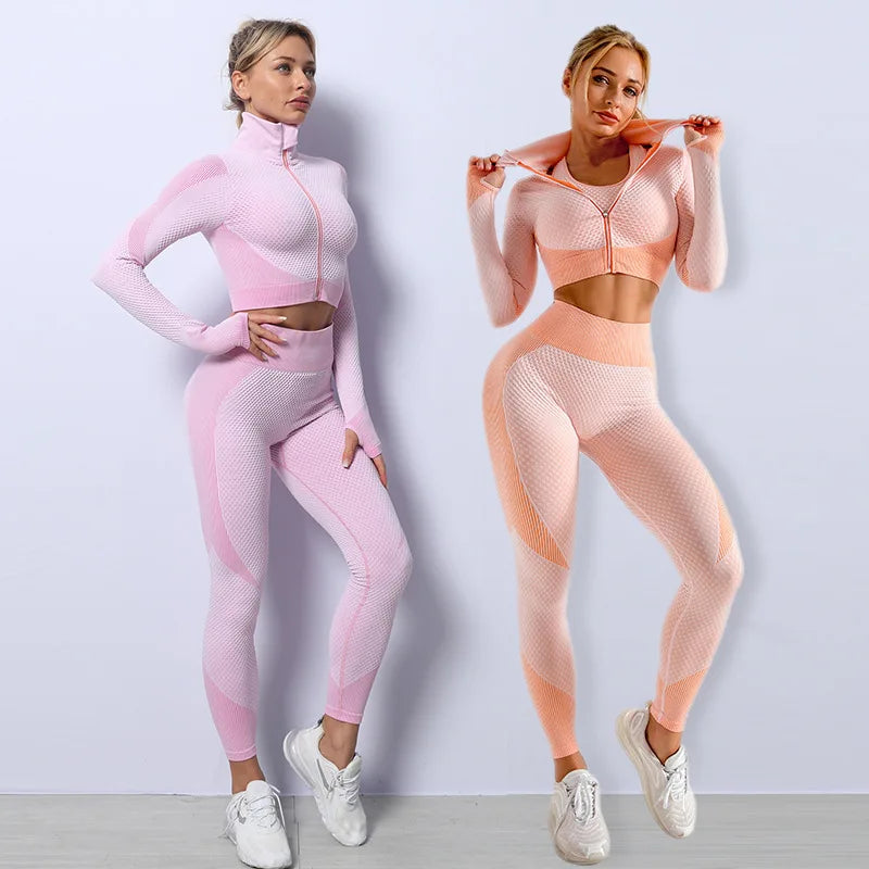 Ensemble survêtement femme 3 pièces avec legging taille haute et veste zippée | Ensemble athleisure élégant avec haut court, legging et veste zippée | Ensemble legging taille haute et haut court pour femmes actives | Survêtement 3 pièces confortable et respirant pour l'entraînement | Ensemble survêtement femme polyvalent pour la salle de sport et le quotidien | Tenue tendance avec veste zippée et legging pour femmes | Ensemble activewear 3 pièces élégant avec legging taille haute | Ensemble athleisure flatt