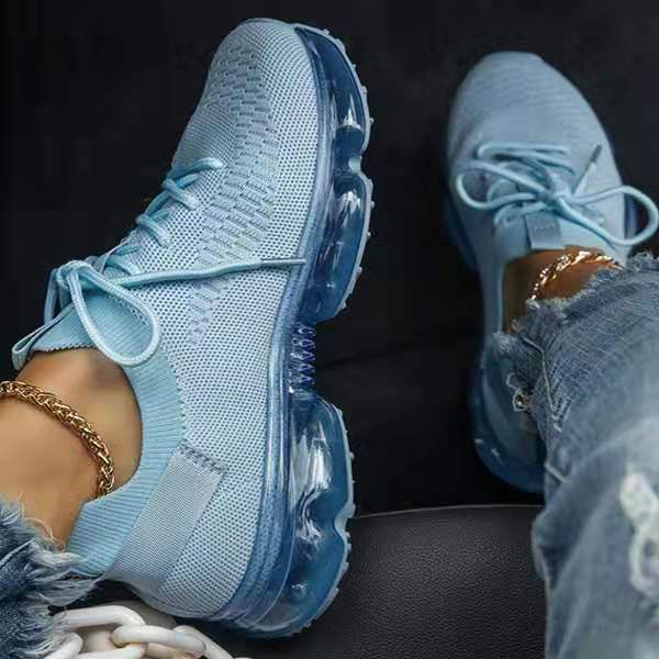 Chaussures de sport pour femmes | Baskets tendance femme | Chaussures de course décontractées femme | Baskets légères et respirantes | Chaussures de marche confortables femme | Sneakers mode femme | Chaussures sport stylées pour femmes | Chaussures antidérapantes pour running | Baskets polyvalentes pour usage quotidien | Chaussures fitness femme élégantes