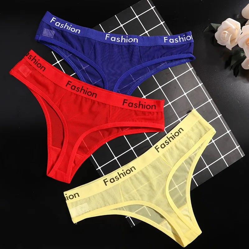 Sous-vêtements sexy en maille transparente femme | String en maille fine pour femme | Slip transparent élégant et confortable | Lingerie sensuelle en tissu respirant | Sous-vêtements invisibles et séduisants | Culottes en maille pour usage quotidien | Lingerie fine féminine en dentelle légère | String sexy pour occasions spéciales | Sous-vêtements confortables et glamour | Lingerie transparente douce et ajustée
