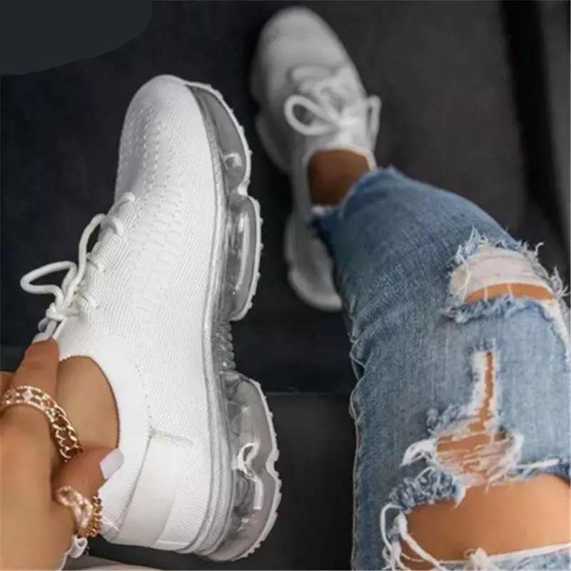 Chaussures de sport pour femmes | Baskets tendance femme | Chaussures de course décontractées femme | Baskets légères et respirantes | Chaussures de marche confortables femme | Sneakers mode femme | Chaussures sport stylées pour femmes | Chaussures antidérapantes pour running | Baskets polyvalentes pour usage quotidien | Chaussures fitness femme élégantes