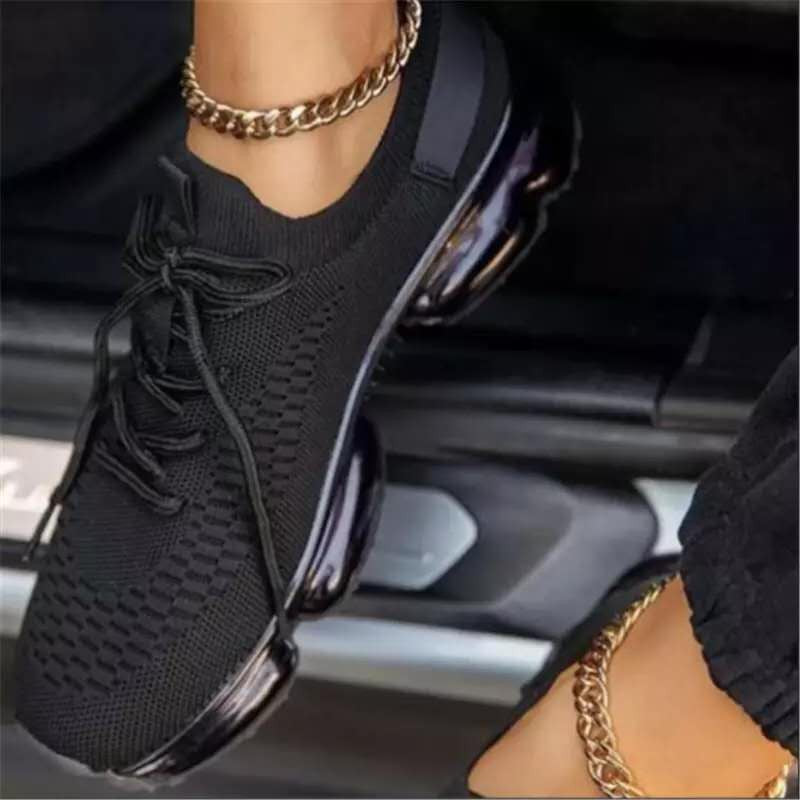 Chaussures de sport pour femmes | Baskets tendance femme | Chaussures de course décontractées femme | Baskets légères et respirantes | Chaussures de marche confortables femme | Sneakers mode femme | Chaussures sport stylées pour femmes | Chaussures antidérapantes pour running | Baskets polyvalentes pour usage quotidien | Chaussures fitness femme élégantes