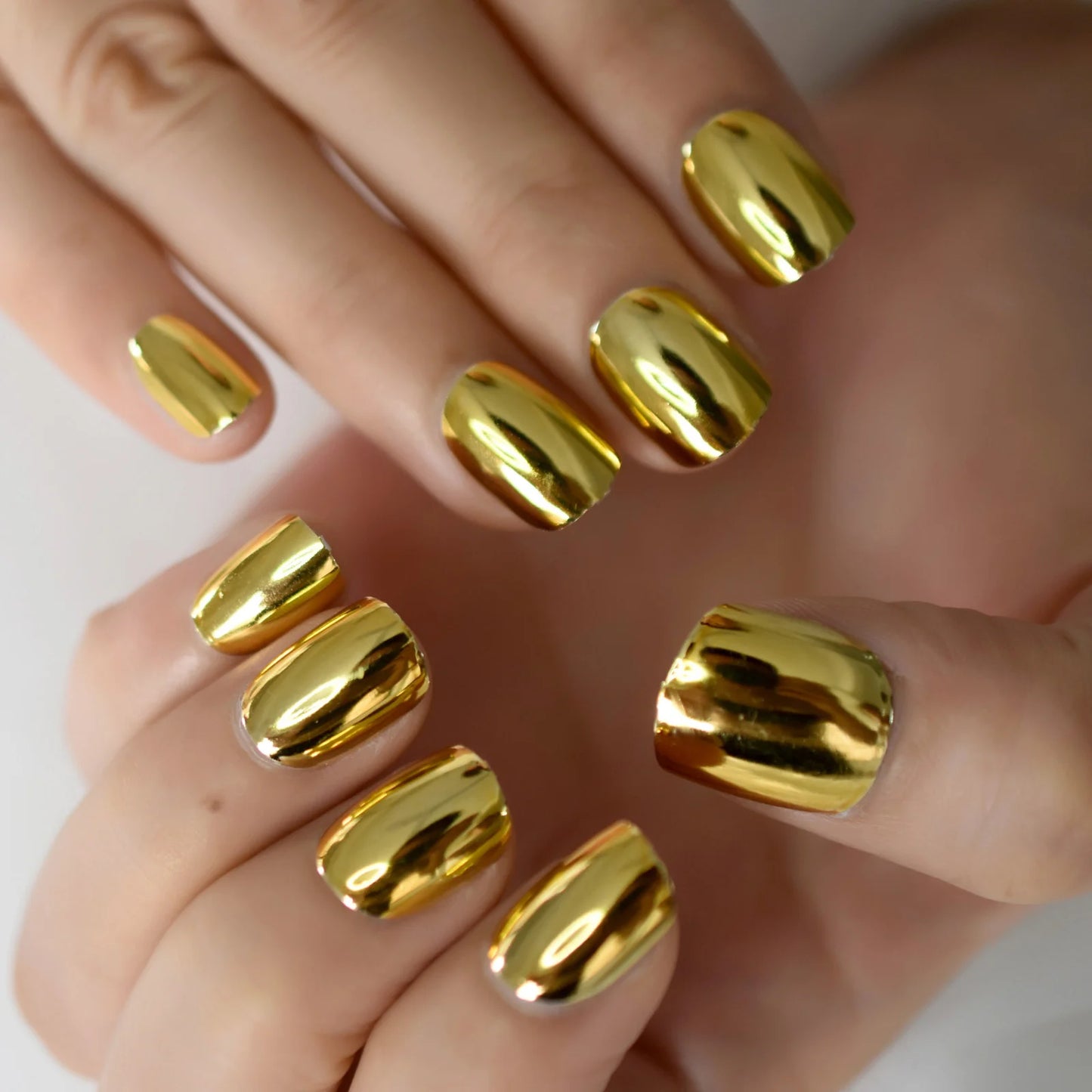 Ongles courts style ballerine française ombrés, dégradés, faux ongles naturels