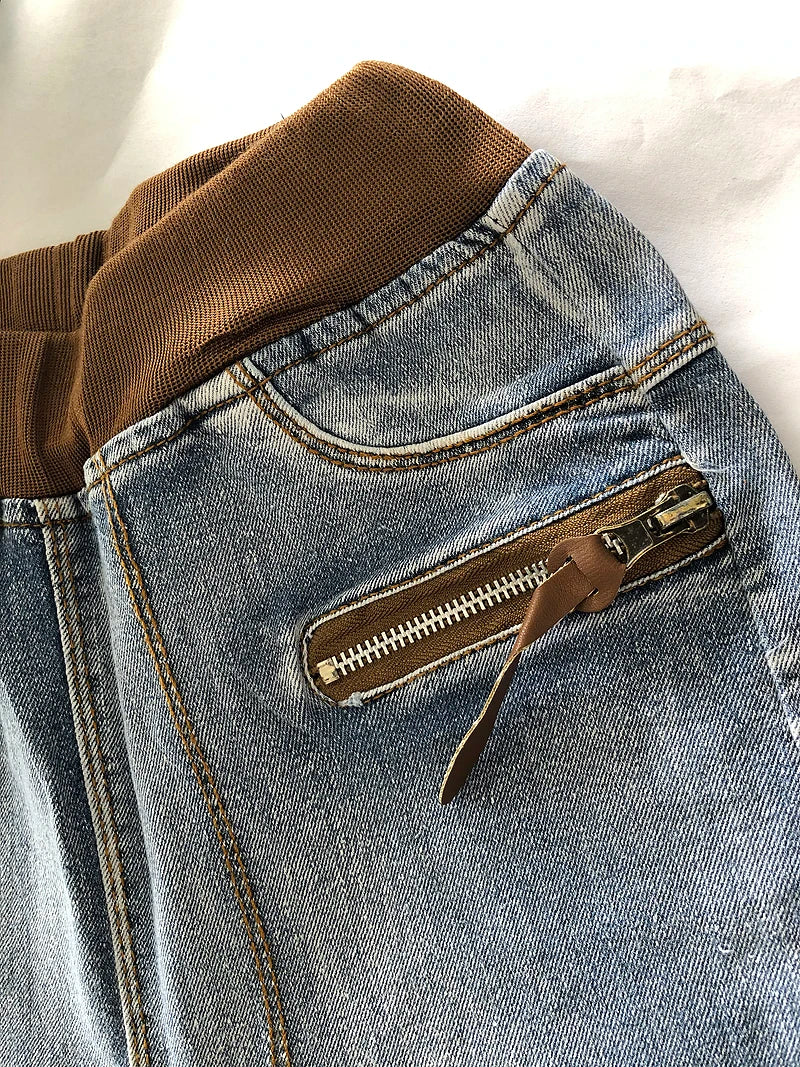 Jean slim droit garçon 4–11 ans | Pantalon en denim enfant coupe droite | Jean classique pour garçon style slim | Jean ajusté garçon résistant et confortable | Pantalon denim basique pour garçon | Jean enfant 4 à 11 ans taille ajustable | Jean slim décontracté pour garçon | Vêtements en jean durables pour enfants | Jean pour garçon facile à assortir | Pantalon jeans garçon look classique