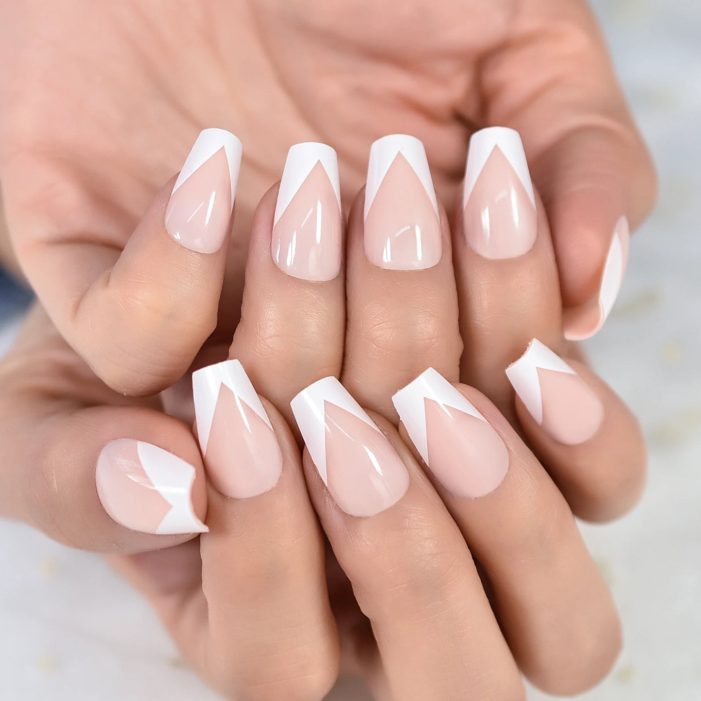 Ongles courts style ballerine française ombrés, dégradés, faux ongles naturels