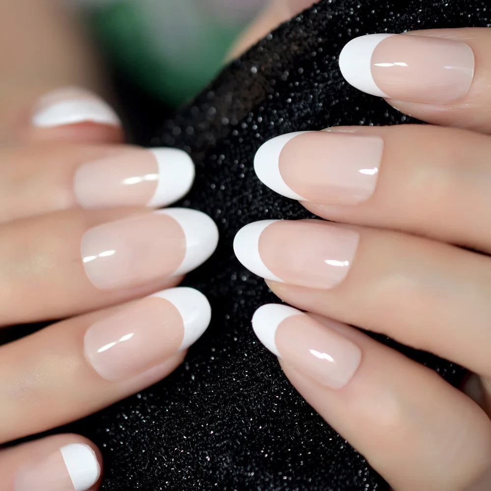 Ongles courts style ballerine française ombrés, dégradés, faux ongles naturels