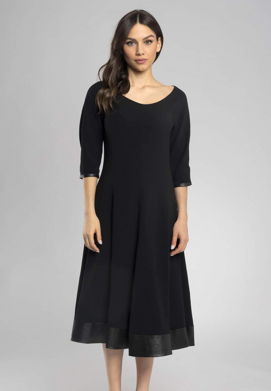 Robe mi-longue noire Giove - Style moderne et élégance féminine