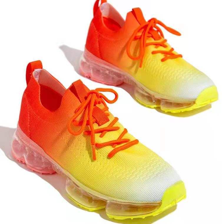 Chaussures de sport pour femmes | Baskets tendance femme | Chaussures de course décontractées femme | Baskets légères et respirantes | Chaussures de marche confortables femme | Sneakers mode femme | Chaussures sport stylées pour femmes | Chaussures antidérapantes pour running | Baskets polyvalentes pour usage quotidien | Chaussures fitness femme élégantes

